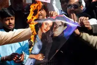 宝莱坞第一傻,看他如何改变国家