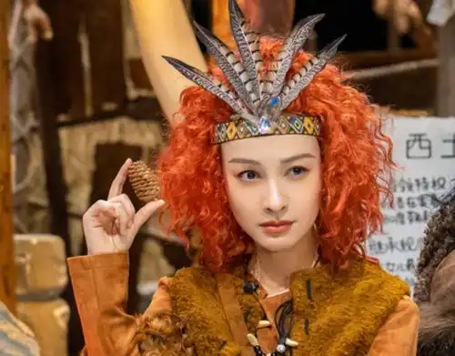 明侦官宣野人造型,何炅吴昕狂野帅气,看到金靖莫名想笑