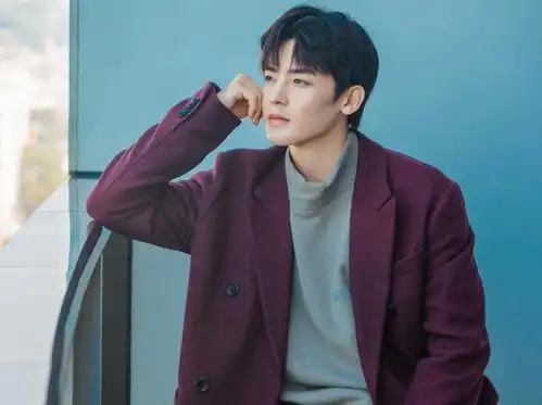 侯明昊发文告别平行,对杨超越称呼引注意,关系撇得很清楚
