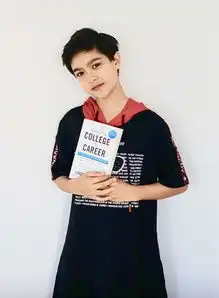 童星界黑马sunny上海首演经典音乐剧音乐之声
