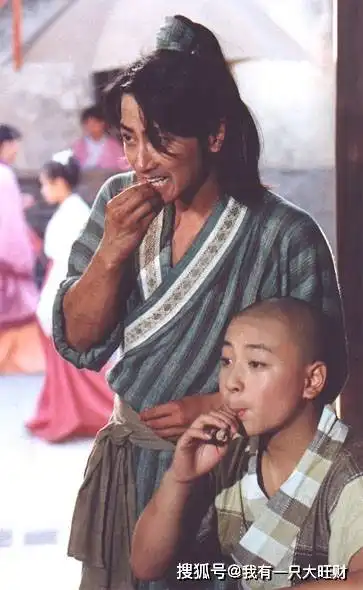 乌龙闯情关上官凤儿坐在最尊贵的位置,却承受着最悲惨的命运
