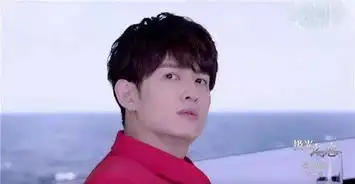 极光之恋扑街疯狂打脸,关晓彤有什么底气为青年演员正名