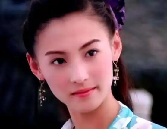 当美人遇到美人,谁会黯然失色,谁又最能撩到你