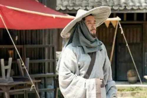 别被清平乐中的韩琦骗了,仅好水川一战,他就给西夏狂送人头