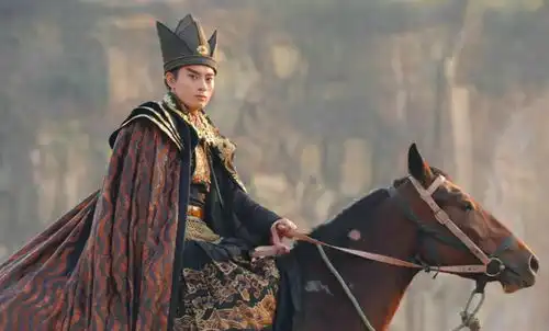 笑傲江湖中,哪些高手排前五风清扬落榜,令狐冲勉强上榜