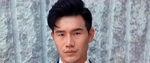 小兵张嘎16年后,谢孟伟当爸爸,王莎莎成女神,张一山成一线
