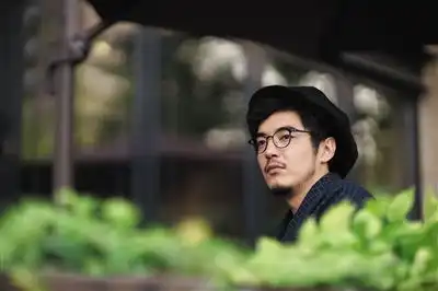 金世佳没有名利的一生,就是耻辱的人生吗