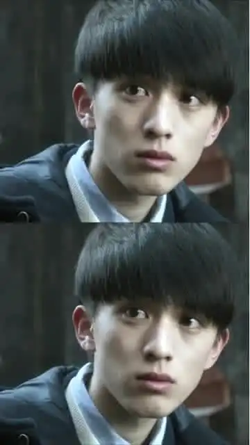 悲伤逆流成河电影一开头两家鲜明对比