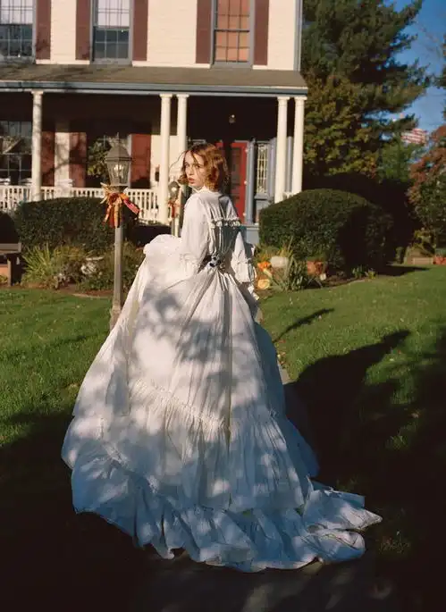 这个夏天你还少一条裙子,全新洛丽塔造型,让你轻松凹出公主范儿
