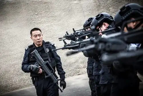 长春市公安局特警支队支队长卜涛立身危处彰显英雄本色
