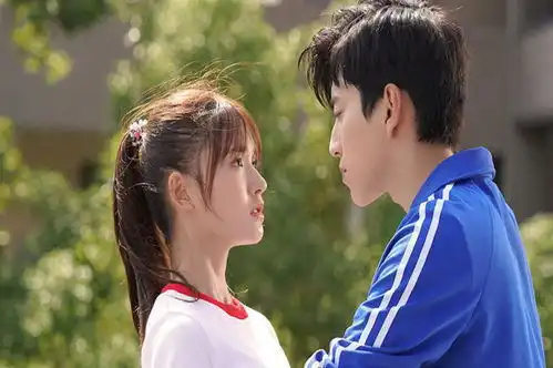 微信同学群里,不发声也不退群的人,往往有这4个原因
