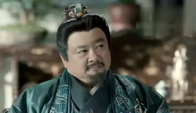 夜天子罗大亨向哚妮表明心意非她不娶,父亲气得不分家产