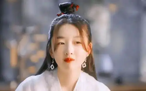 那些栽在绝世美人上的女星,被嘲时没有一位导演是无辜的