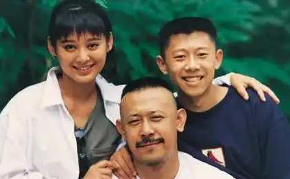 错过刘晓庆求婚宁静,姜文为何栽在小自己15岁的娇妻身上