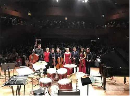 奥迪a8l艺术心赏季尊贵之夜长沙站天空之城宫崎骏久石让视听动漫音乐会