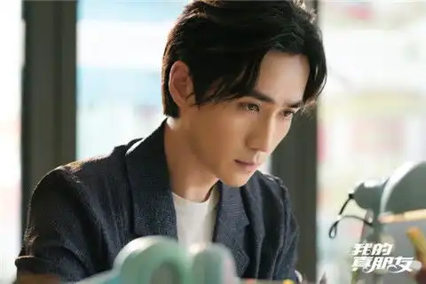 我的真朋友朱一龙剧照,这部剧里朱一龙扮演的又是男二
