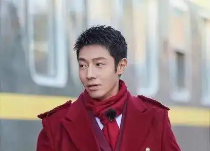 央视三代主持人风格对比,突然理解撒贝宁为何参加明星大侦探