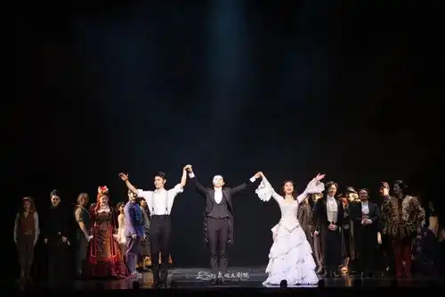 阿云嘎来了,票房比阿凡达还高