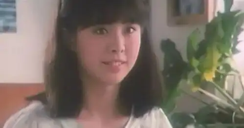 女星第一次拍戏时的剧照,你被哪位惊艳到了