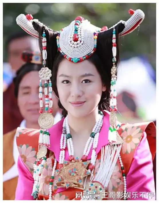 著名演员沈傲君主演潜伏走红,星妈比普通主妇还节俭
