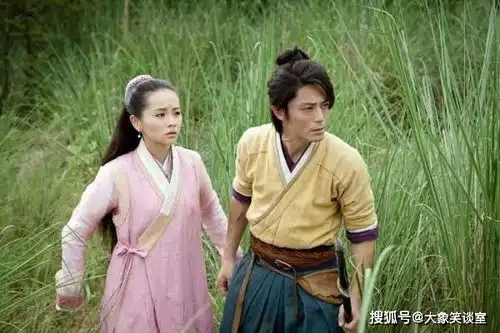 她是令狐冲的至爱却也是让令狐冲伤透了心的女人尤其是那首山歌
