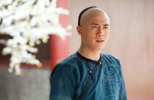 王灿节目现场狂撒狗粮自爆主动追求杜淳细节,网友有心机