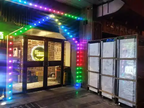 大红灯笼高高挂,爆竹不放,年味不减香水园街道第三届灯展如约而至