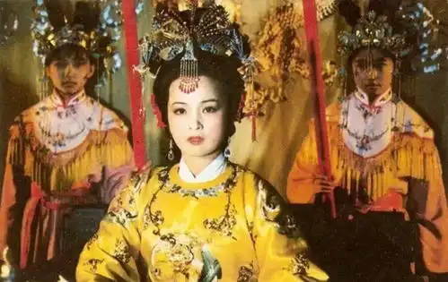 李大奎红楼梦贾府大小姐贾元春身份尊贵的背后究竟有什么遗憾
