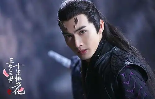 男二也出彩,张彬彬古装造型略胜赵又廷,肖战饰演言冰云圈粉无数