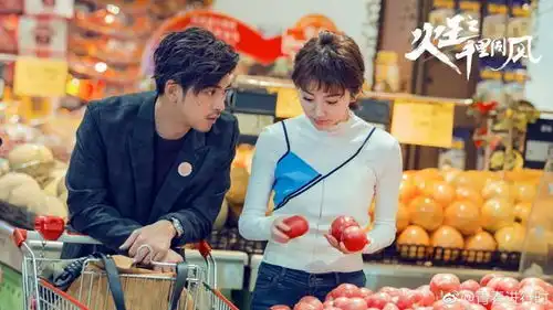 景甜几个小动作就让陈柏霖心跳加速,看景甜在线教你撩男神
