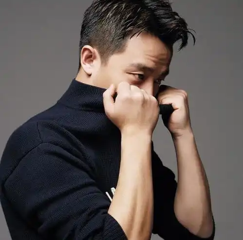 黄轩曾自曝3段恋情,被曝2段绯闻他的爱情路,也挺曲折
