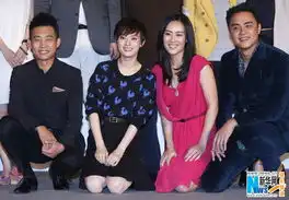 孙俪下跪宣传新剧求收视时尚辣妈变娇俏媳妇
