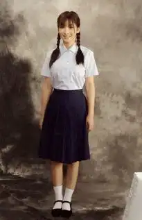 柳岩挑大梁演知青颠覆形象没有玻璃心