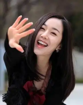 拥抱太阳的月亮金敏瑞分享如何打造水润肌肤
