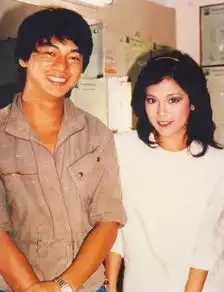 两人同演射雕英雄传走红,今一人成名医,他却因减肥过度去世
