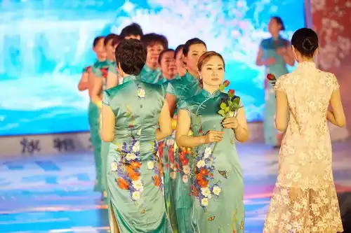 云阳花样年华旗袍之梦美腻了整个梯城
