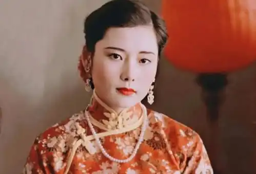 1989年,何赛飞为何被团长拒演大红灯笼高高挂