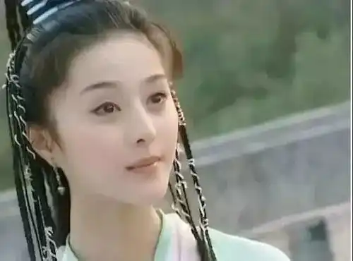 什么情况今天朋友圈都在晒18岁刷屏了