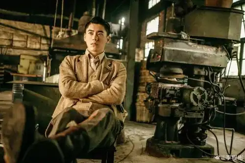 冲着颜值去,结果剧情演技统统给我暴扣,烈火军校可
