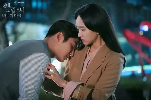 朴敏英又来发糖了这次是办公室姐弟恋