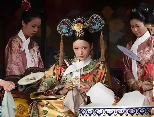 古代后宫真像甄嬛传里演的那么热闹吗
