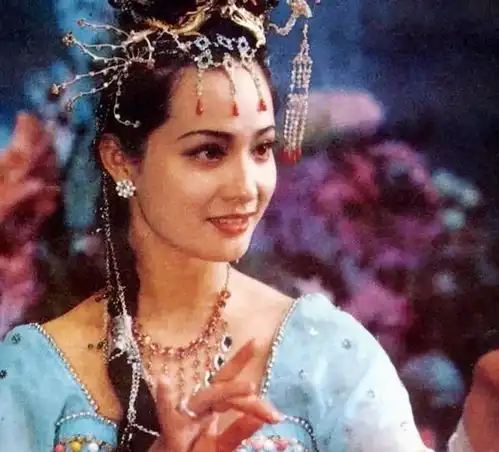 西游记的女妖们10个女妖9个美,还有1个长得丑,却很肉麻
