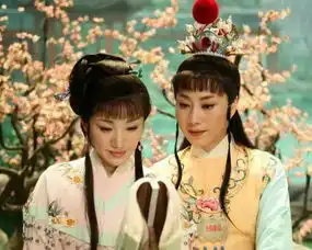 博雅大讲堂春风十里,不如越你
