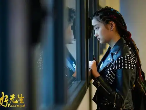 抗关英雄总在吹鹿晗效应别忘了,关晓彤也是钻石小姐姐啊
