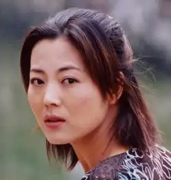 两人同演当家的女人,一人农村剧一姐,一人81岁仍在拍戏
