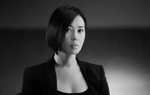 她倒追吴京,是巩俐的接班人,影后拿到手软,却被吐槽嫁不出去搜狐娱乐搜狐网