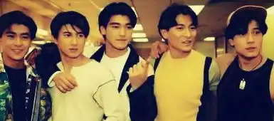 可怕新生三件套从1块钱涨到3万块,到底经历了什么
