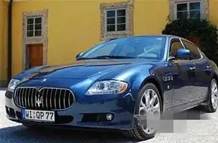 古惑仔陈浩南座驾秒杀山鸡霸气悍马不敌十三妹百万奔驰
