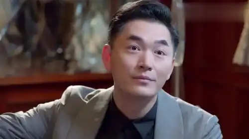 美女谈判官出奇招,不谈签约先投诉,有理有据气坏老板
