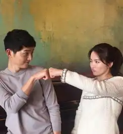 宋慧乔ins晒与宋仲基亲密自拍不惧绯闻表白战友情组图